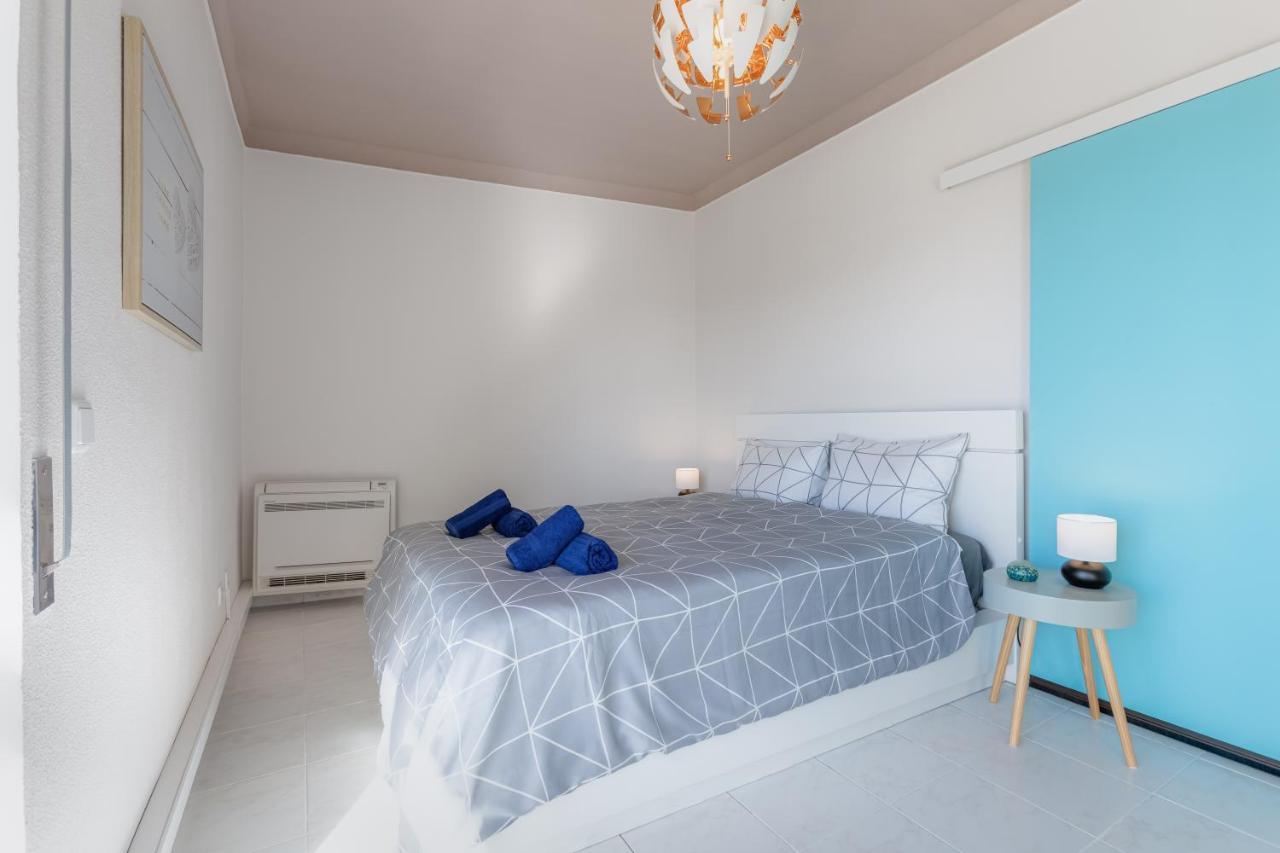 Max Crib - Seafront 2 Bedroom Apart With Ac And Private Parking In Armação de Pêra المظهر الخارجي الصورة