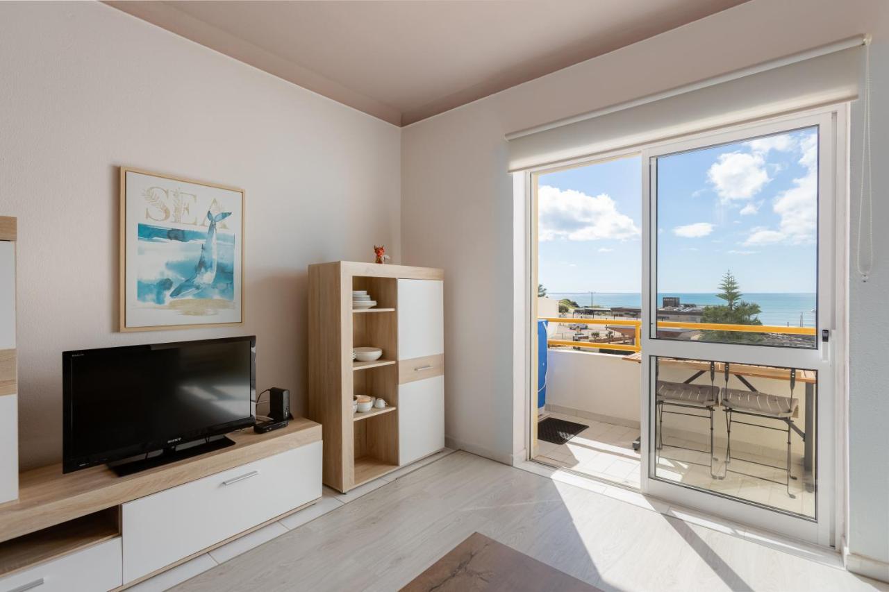 Max Crib - Seafront 2 Bedroom Apart With Ac And Private Parking In Armação de Pêra المظهر الخارجي الصورة