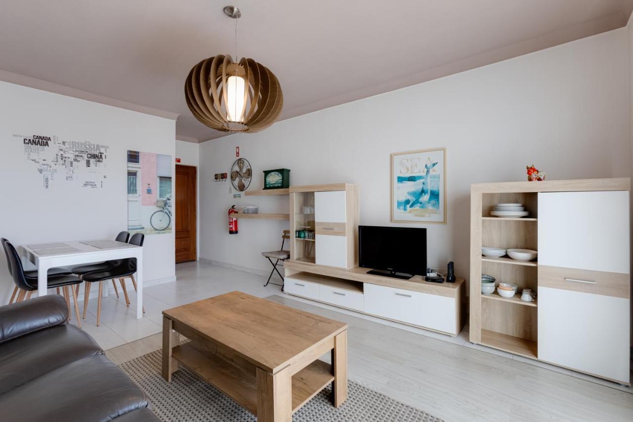 Max Crib - Seafront 2 Bedroom Apart With Ac And Private Parking In Armação de Pêra المظهر الخارجي الصورة